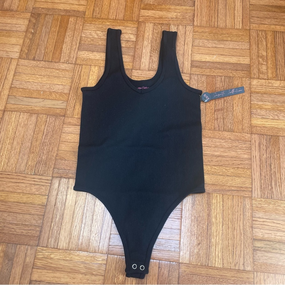 NWT V-Neck Ribbed Bodysuit
